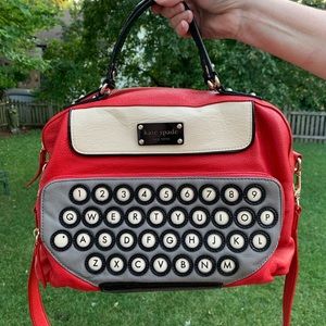 Kate Spade All Typed Up Clyde Typewriter purse